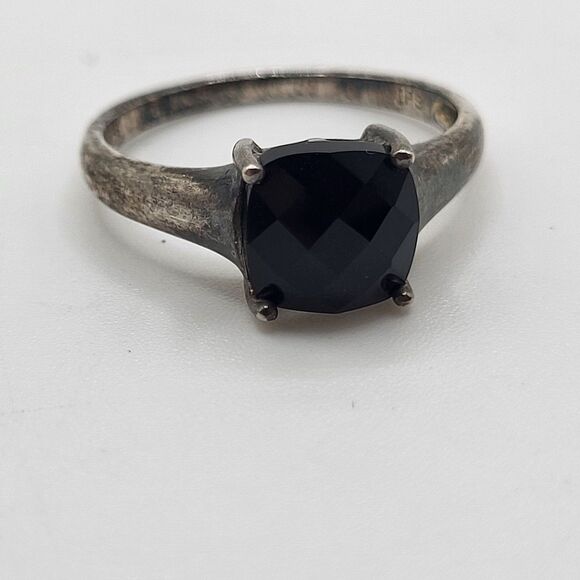 Faceted Cushion Cut Sterling Silver IPS Ring Size 8 - Picture 6 of 6